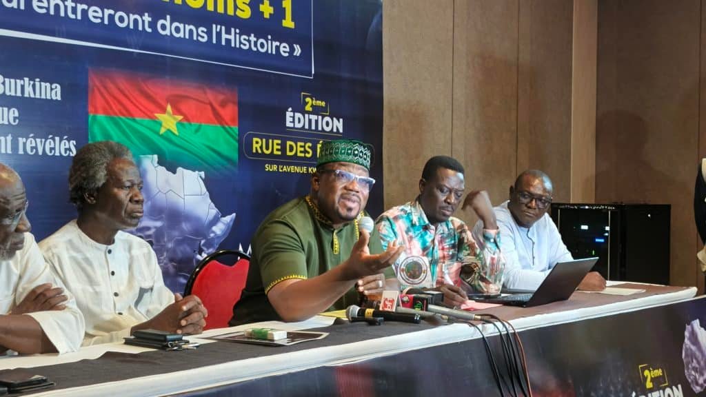 Le commité scientifique de l'académie des SOTIGUI en charge de la rue des étoiles ©Burkina24